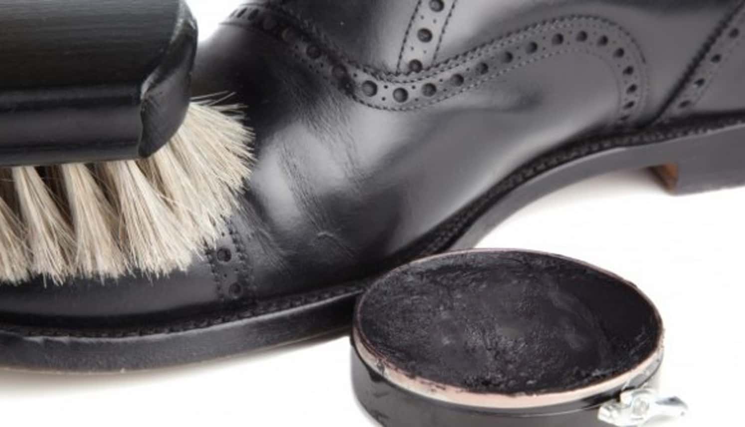 Chaussuresonline-cirage-entretien-chaussures-cuir-nubuck-brosse-idée