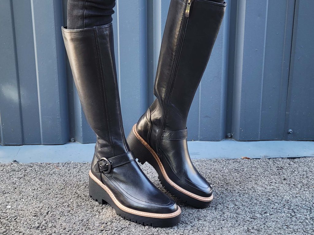 Bottes Regarde le ciel