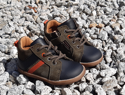 Karino Kaki premiers pas