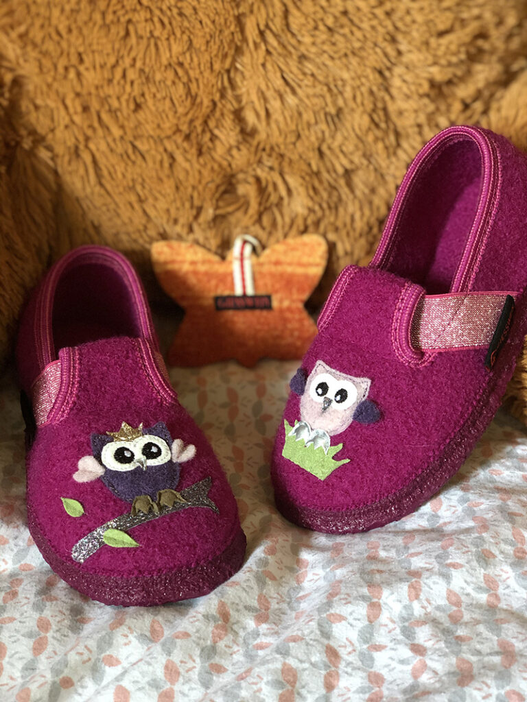 Chaussons roses Giesswein pour fille