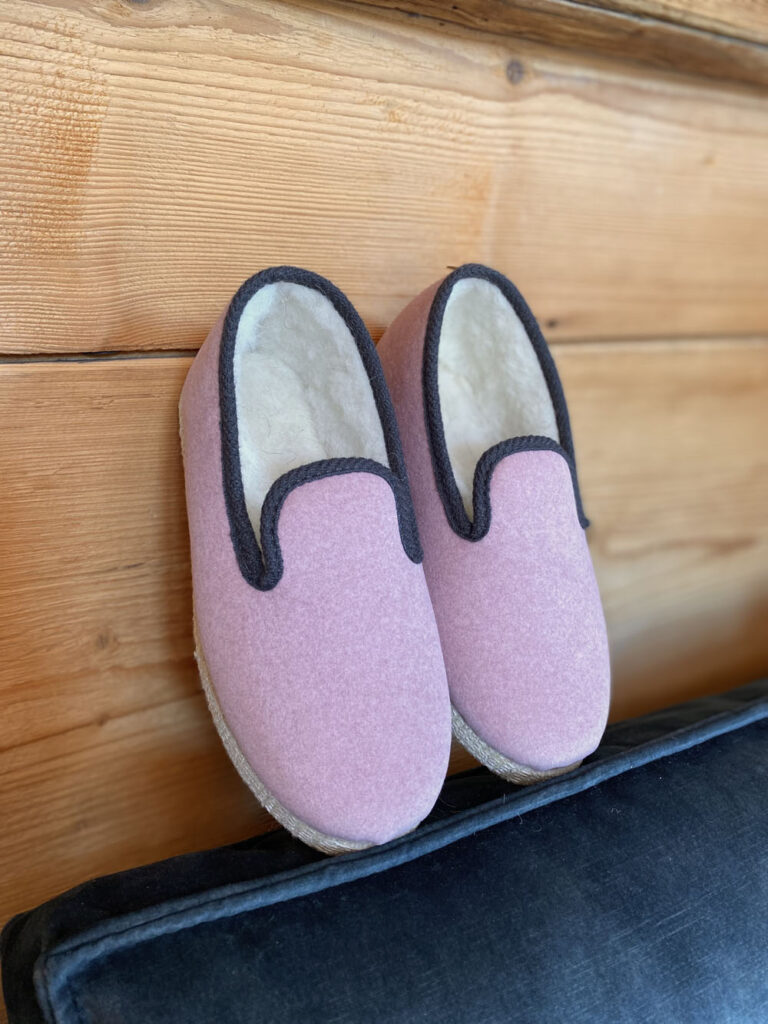 Chaussons chauds Chausse Mouton pour femme rose
