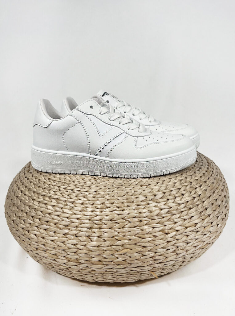 Basket femme blanche victoria 258245