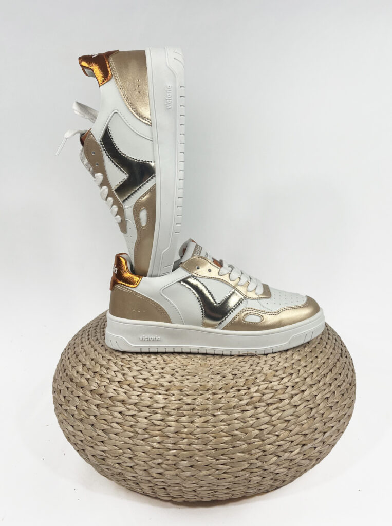 Basket femme dore victoria 257120