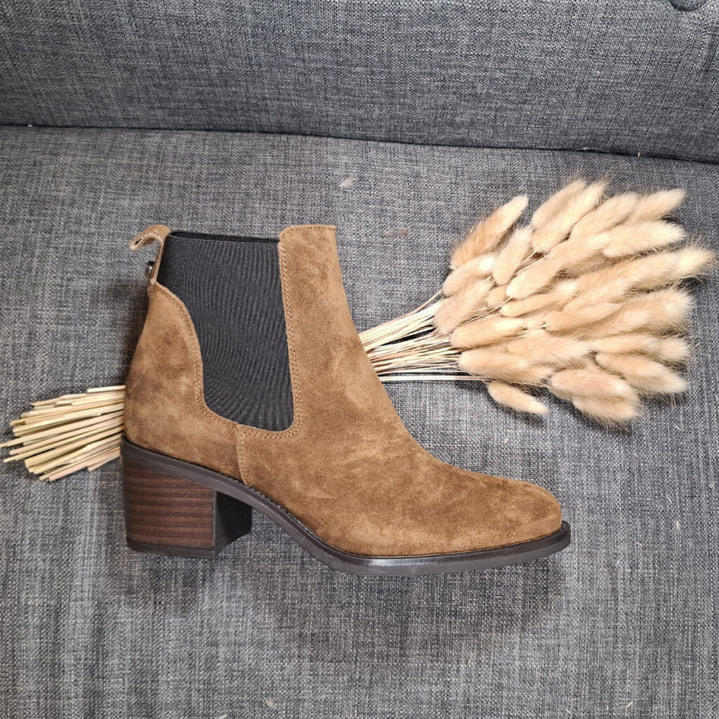 Boots 2202 marron
