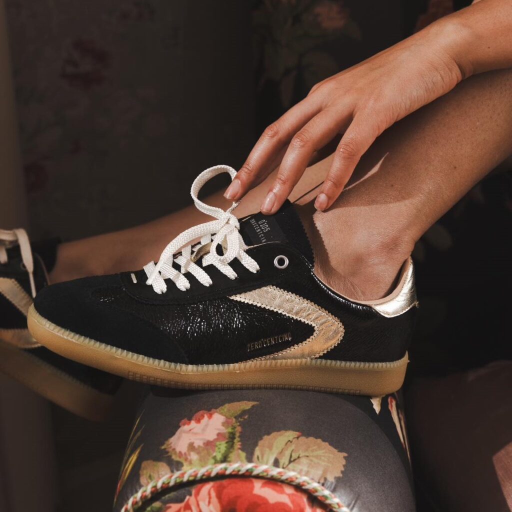 Basket 0.105 femme noir brillant