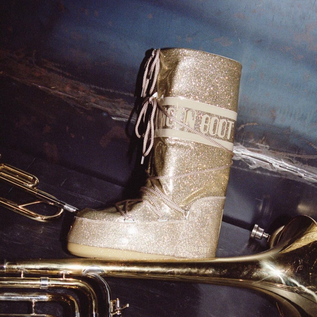 idées cadeaux Moon boot glitter doré